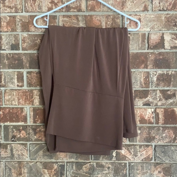 DuJour Brown Capri pants - Picture 3 of 3
